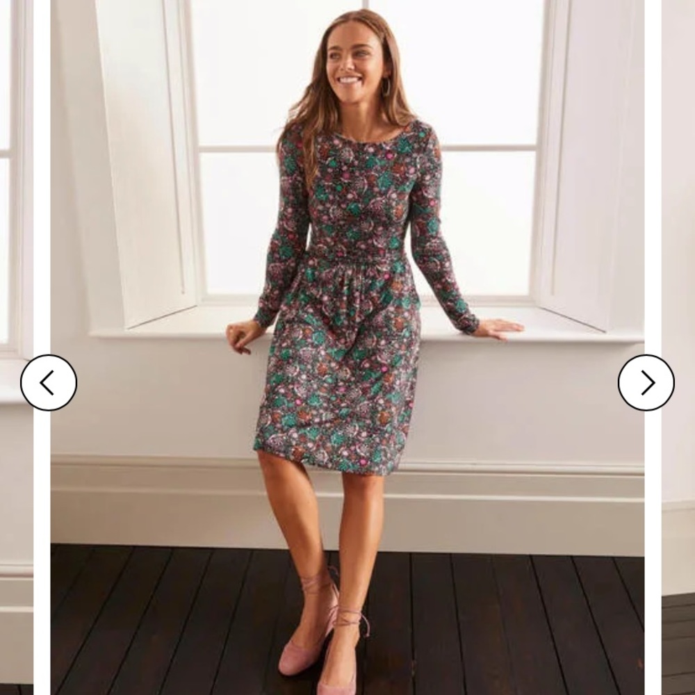 Boden Abigail Jersey dress in Black Floral Confetti size 8